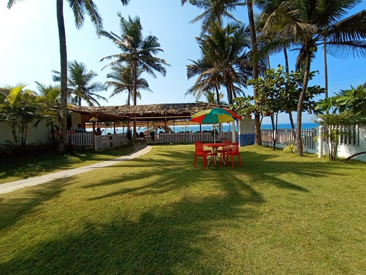 Anthy's And Restaurant Guest house *